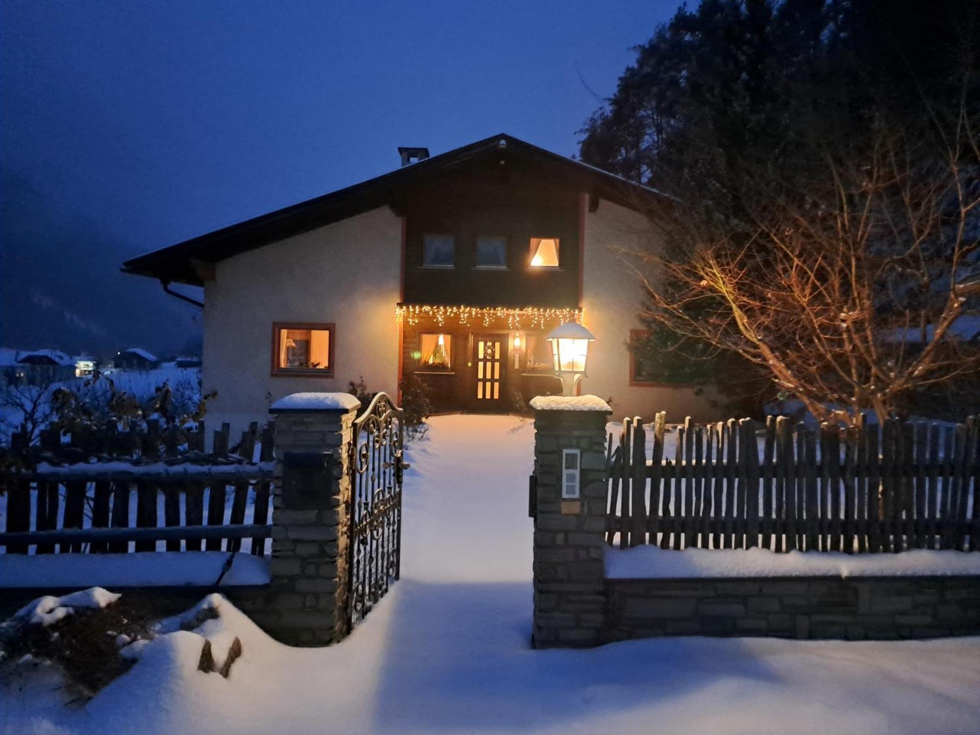 Residence Obermoarhof - Family Apartments With Pool & Playground ヴァンドーイエス エクステリア 写真