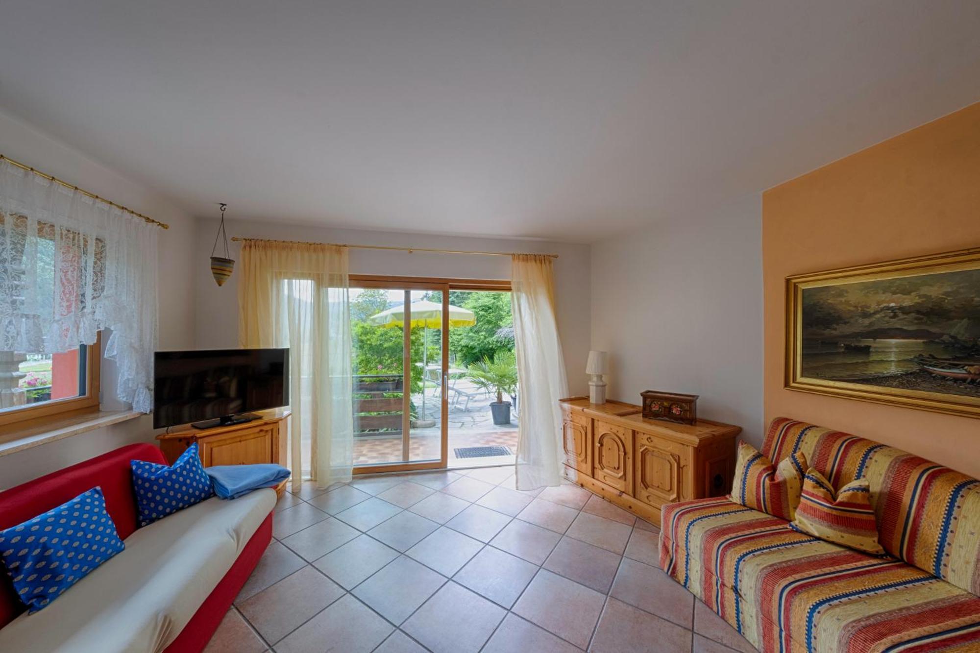 Residence Obermoarhof - Family Apartments With Pool & Playground ヴァンドーイエス エクステリア 写真