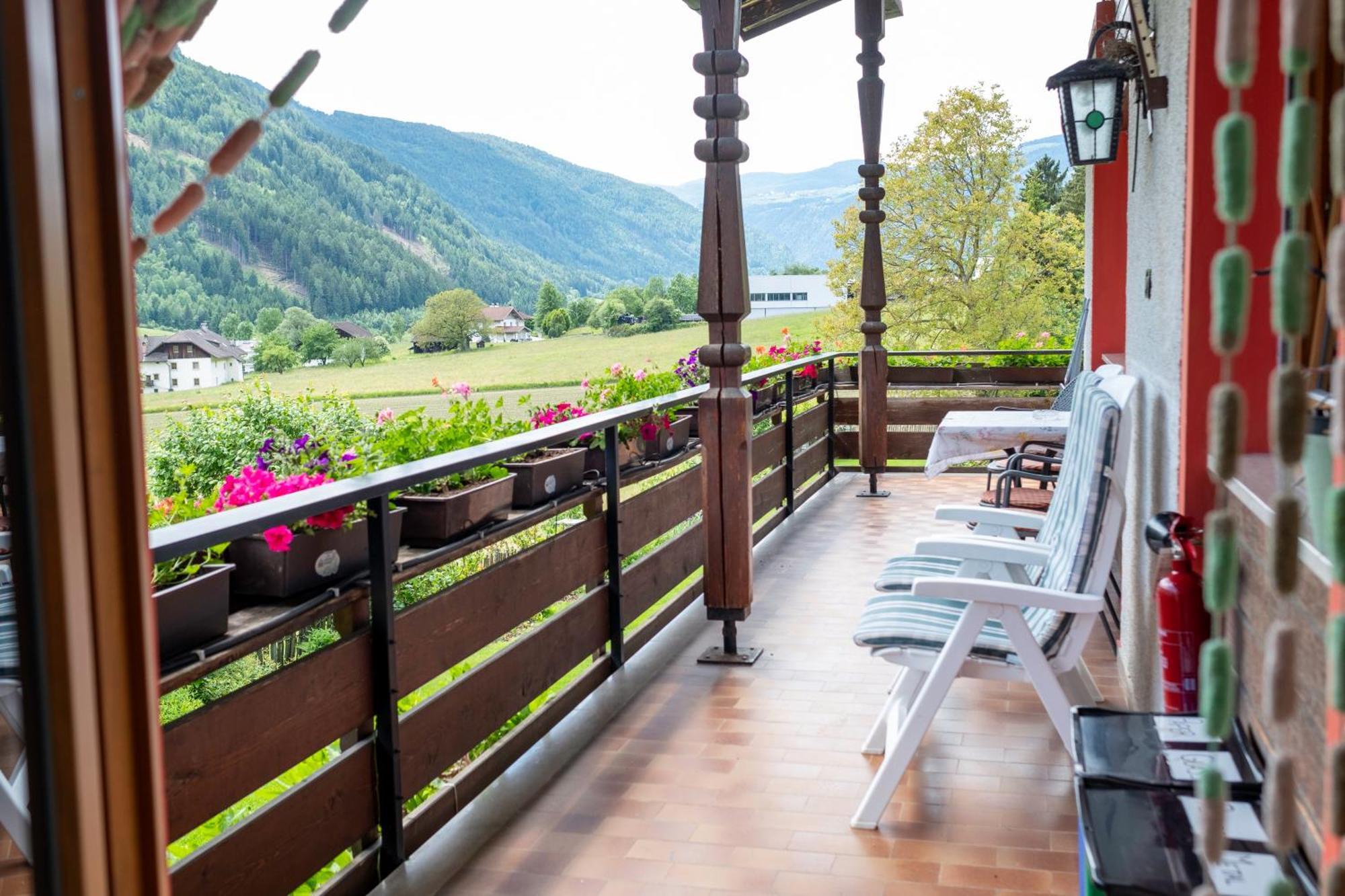 Residence Obermoarhof - Family Apartments With Pool & Playground ヴァンドーイエス エクステリア 写真