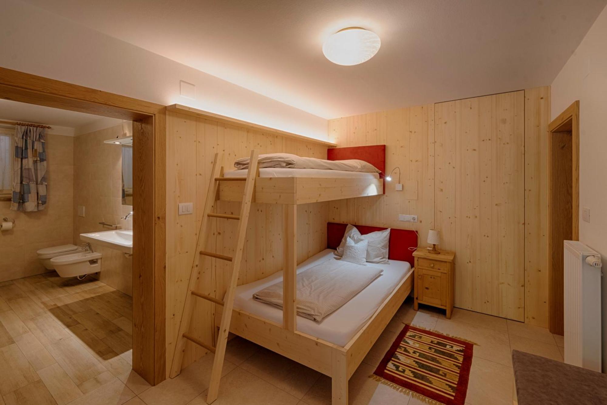 Residence Obermoarhof - Family Apartments With Pool & Playground ヴァンドーイエス エクステリア 写真